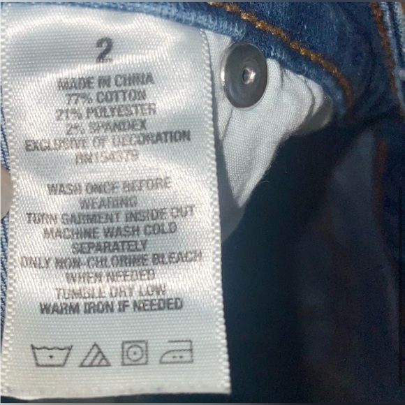 Aeropostale midi distressed jean shorts perfect condition warn twice - Picture 5 of 5